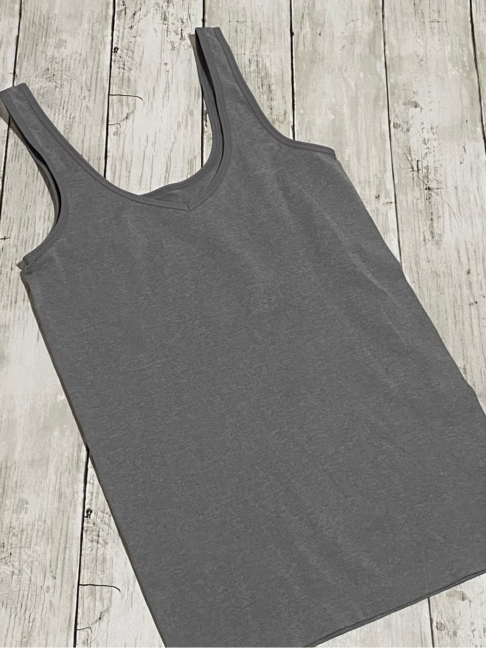 Ellen Tracy Gray V-Neck Tank Top